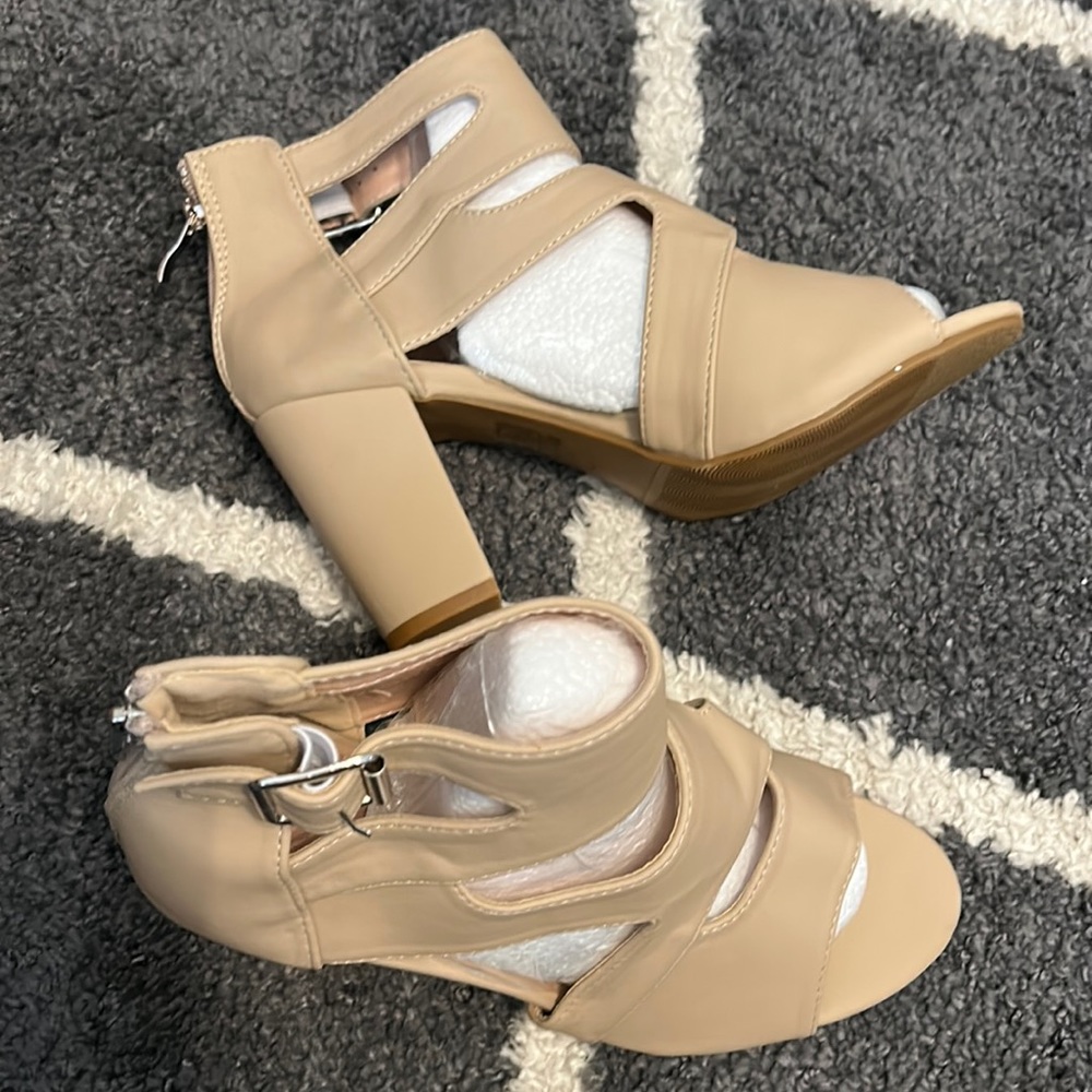 Brand new heels